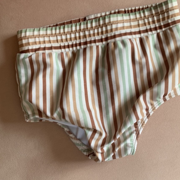 Orcas Lucille Strap Bandeau Bikini Set - Summer Stripes size 5-6 - Picture 10 of 12